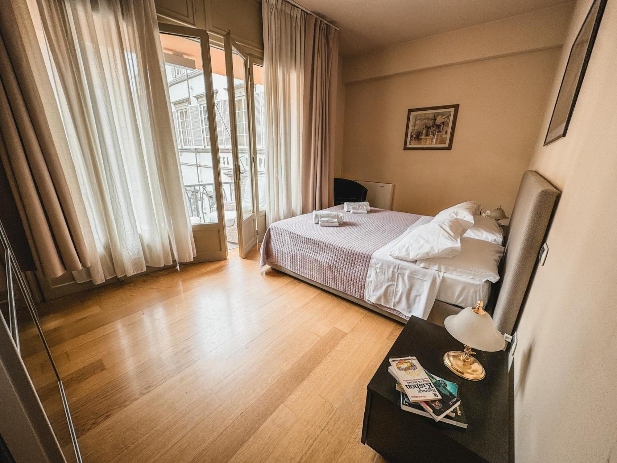אפרטהוטל לוקה Casa Paolina מראה חיצוני תמונה